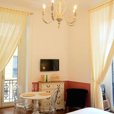 Macchiato Boutique Couette-café 4*