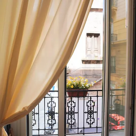 Macchiato Boutique 2* Naples
