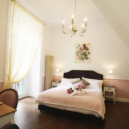 Macchiato Boutique 4* Неаполь