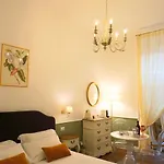 Bed & Breakfast Macchiato Boutique 4*